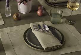 placemat, hardboard